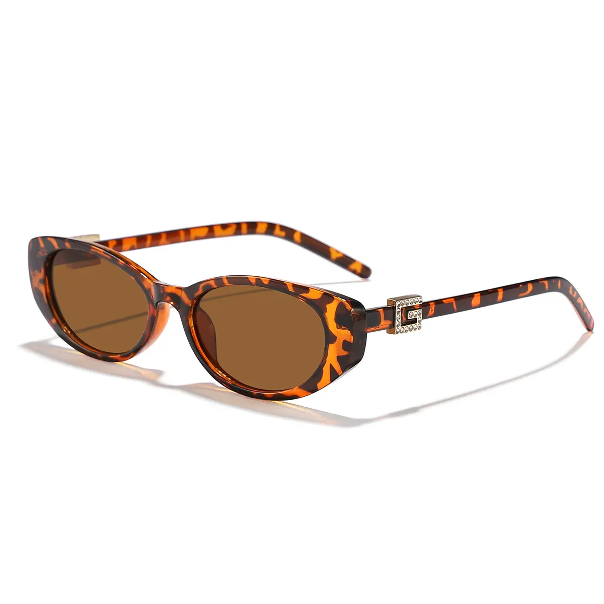 Men Women Oval Sunglasses Brown Tinted Street Photography