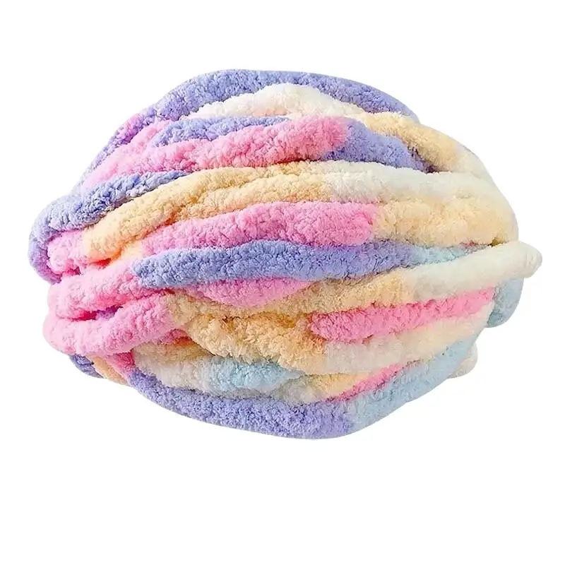 Cat Tail Thick Ice Stick Sausage Yarn Thick Wool Wrapped Around a Large Tree Hand-Knitted Crochet Bag Cushion Soft Finger-Knitted Blanket Yarn