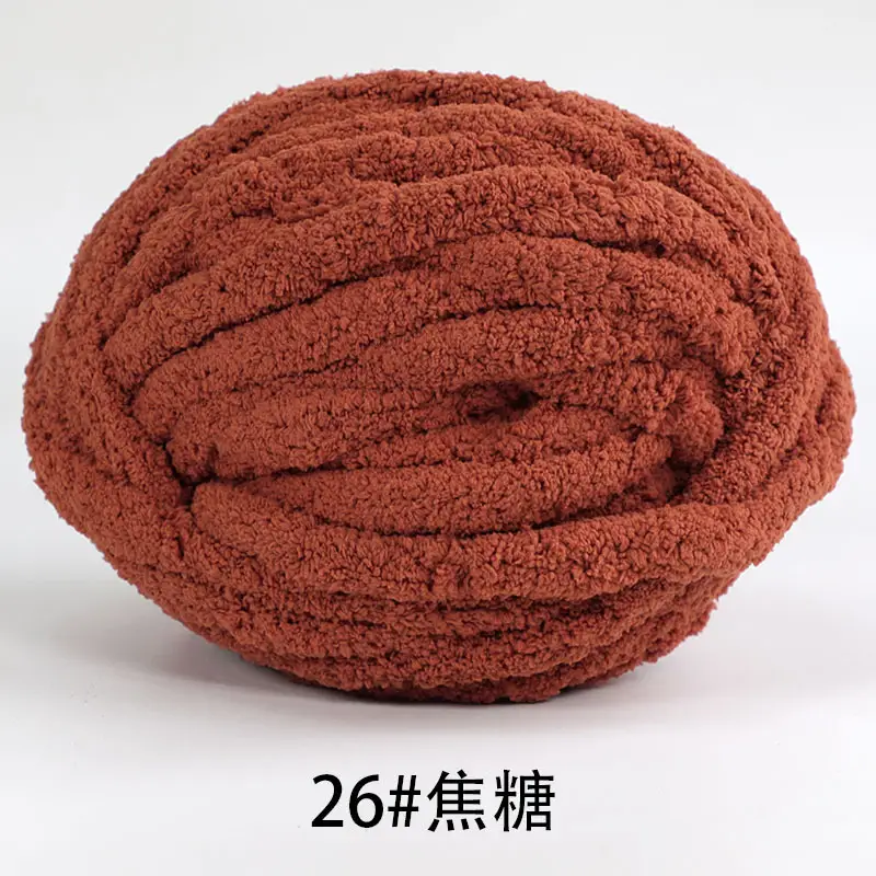 Cat Tail Thick Ice Stick Sausage Yarn Thick Wool Wrapped Around a Large Tree Hand-Knitted Crochet Bag Cushion Soft Finger-Knitted Blanket Yarn