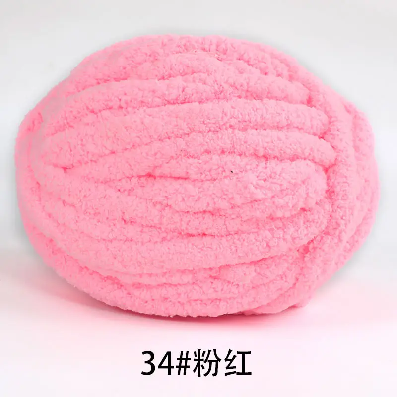 Cat Tail Thick Ice Stick Sausage Yarn Thick Wool Wrapped Around a Large Tree Hand-Knitted Crochet Bag Cushion Soft Finger-Knitted Blanket Yarn