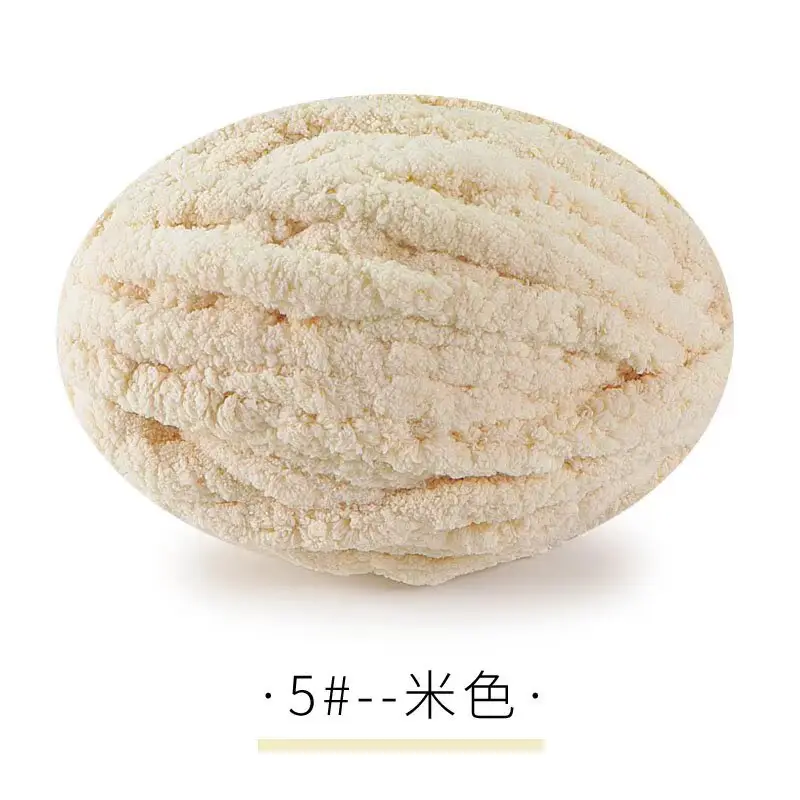 Cat Tail Thick Ice Stick Sausage Yarn Thick Wool Wrapped Around a Large Tree Hand-Knitted Crochet Bag Cushion Soft Finger-Knitted Blanket Yarn