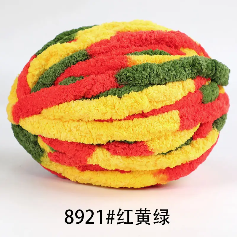 Cat Tail Thick Ice Stick Sausage Yarn Thick Wool Wrapped Around a Large Tree Hand-Knitted Crochet Bag Cushion Soft Finger-Knitted Blanket Yarn