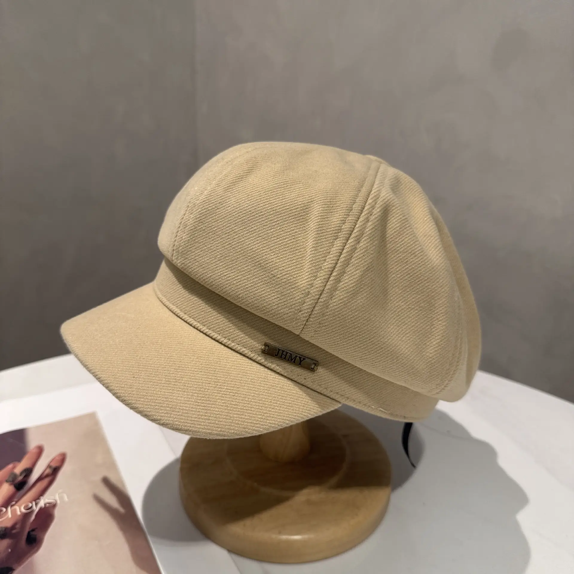 Korean Style Women's Japanese Duckbill Cap Beret — feature 2