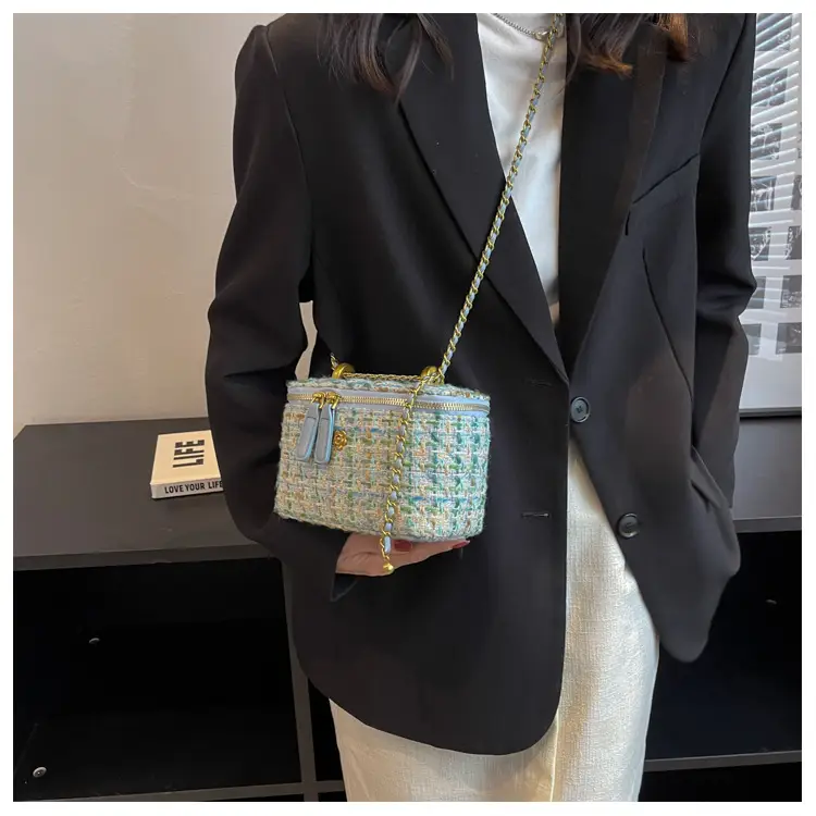 Pink Chiffon Chain Crossbody Bags for Women 2025 — feature 11