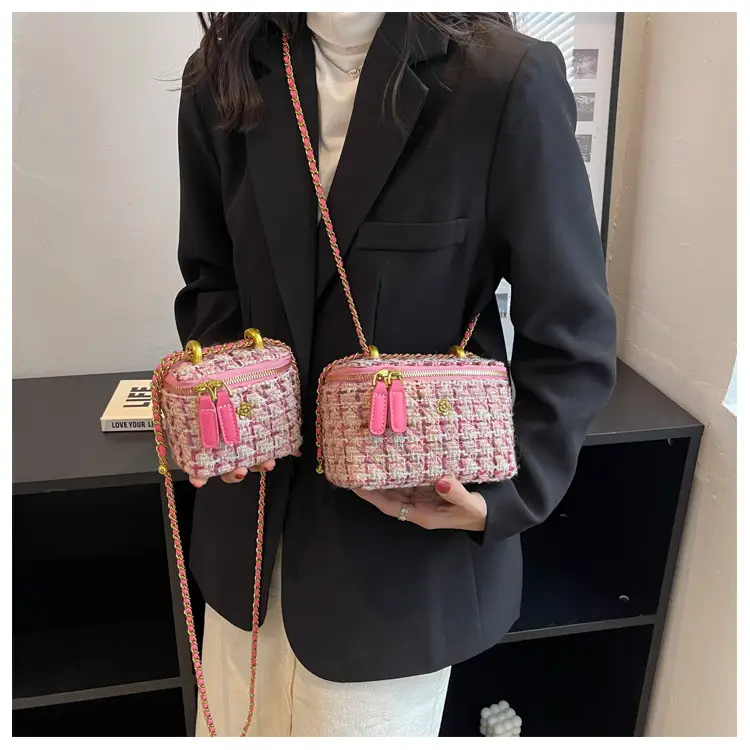Pink Chiffon Chain Crossbody Bags for Women 2025 — feature 13