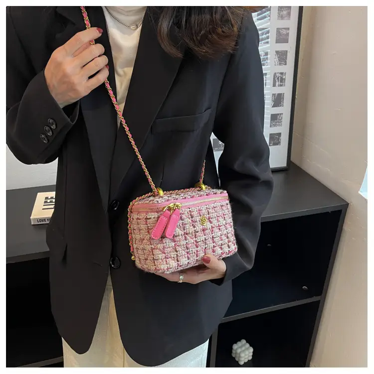 Pink Chiffon Chain Crossbody Bags for Women 2025 — feature 15