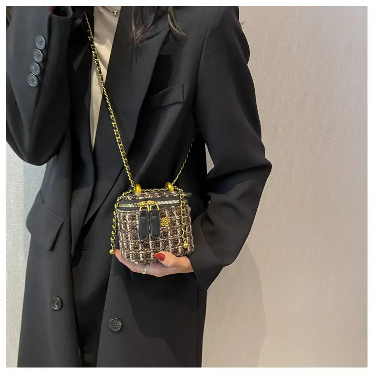 Pink Chiffon Chain Crossbody Bags for Women 2025 — feature 18