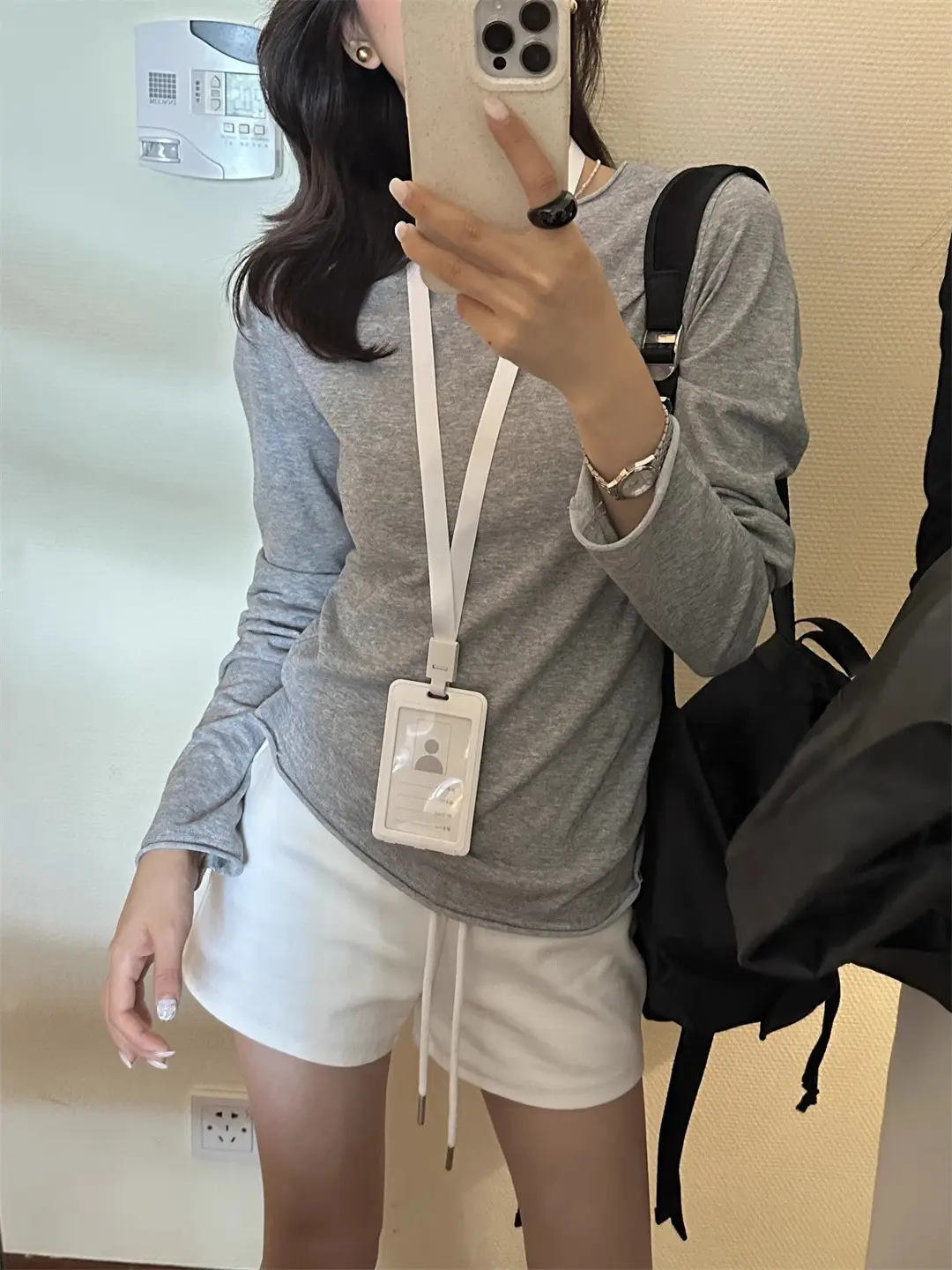 Korean Style Round Neck Rolled Edge Long-Sleeved T-Shirt for Women in Spring and Summer Slimming Look Inner Sun Protection Blouse Thin Bottoming Top