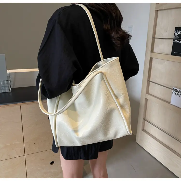 Women Retro Tote Bag Brown Leather Large Capacity Office Commuter — feature 35