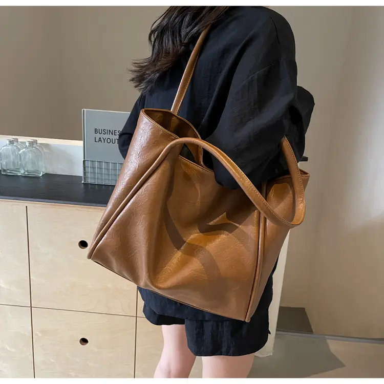 Women Retro Tote Bag Brown Leather Large Capacity Office Commuter — feature 38