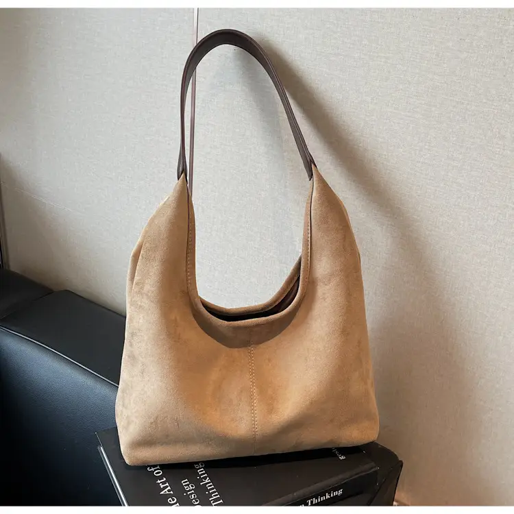 Black Crossbody Bag for Women 2026 Autumn Winter — feature 12
