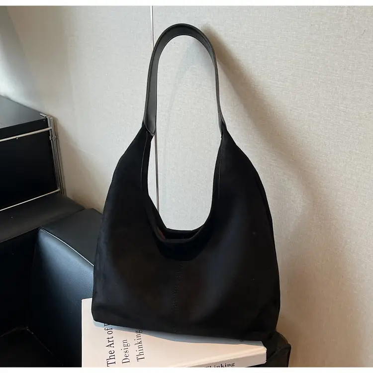 Black Crossbody Bag for Women 2026 Autumn Winter — feature 15