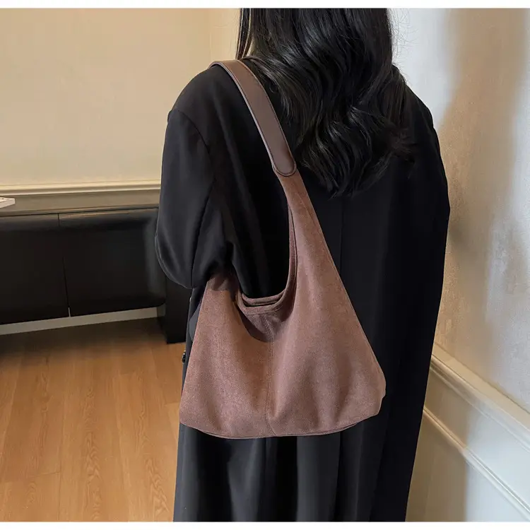 Black Crossbody Bag for Women 2026 Autumn Winter — feature 27