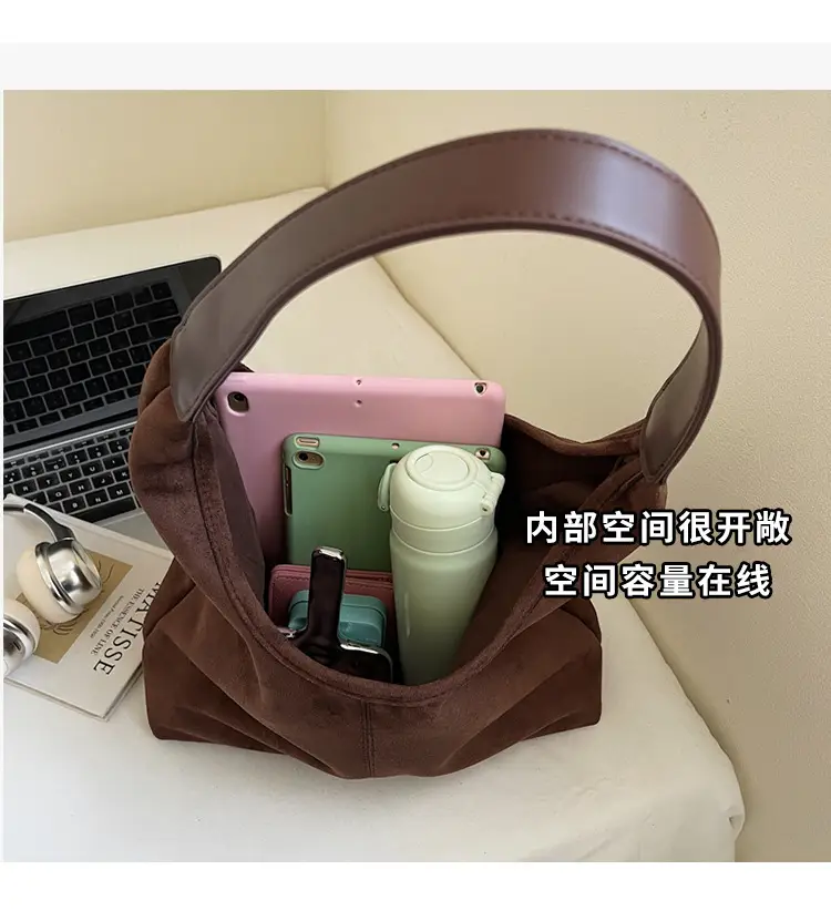 Black Crossbody Bag for Women 2026 Autumn Winter — feature 6
