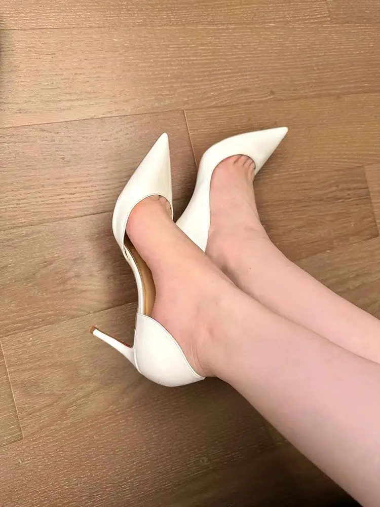 2025 Red Pointed Toe Stiletto High Heels for Women — feature 4