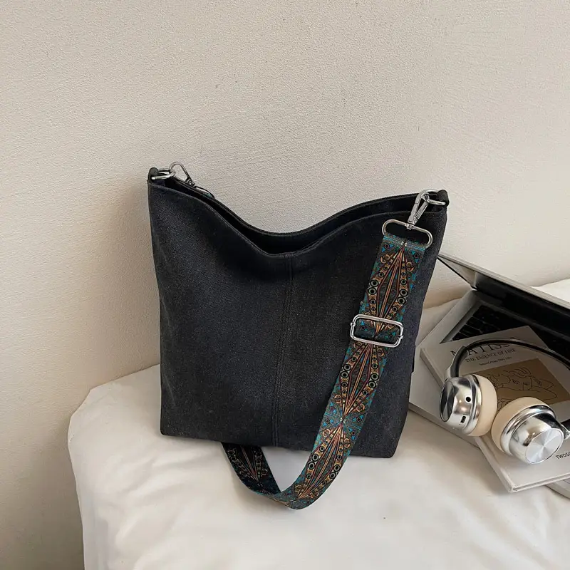 Women's Retro Patterned Shoulder Bag 2025 Autumn - Image 3