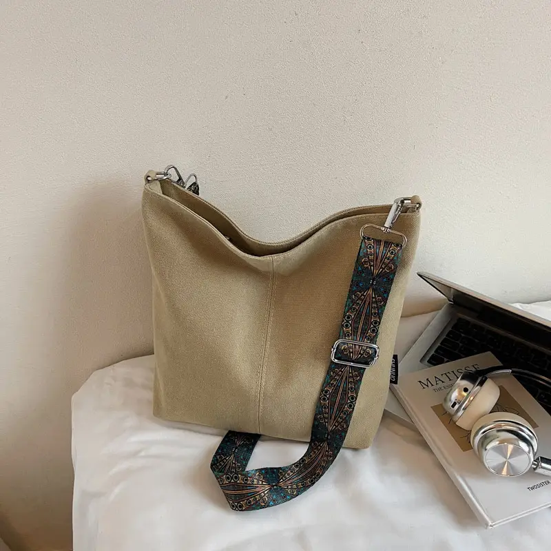 Women's Retro Patterned Shoulder Bag 2025 Autumn - Image 4
