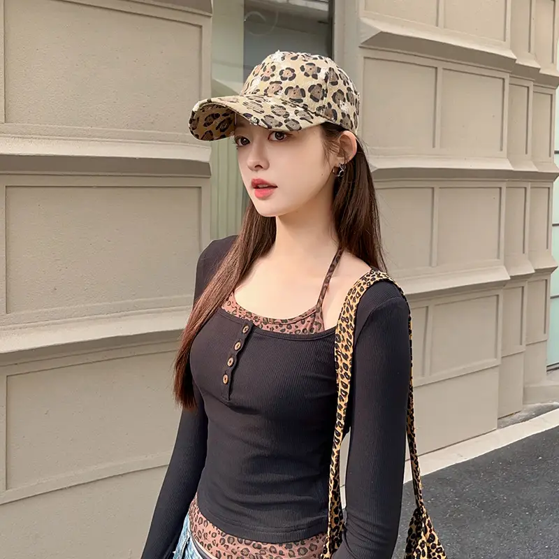 Leopard Print Cap for Women Face Slimming Duckbill Cap - Image 4