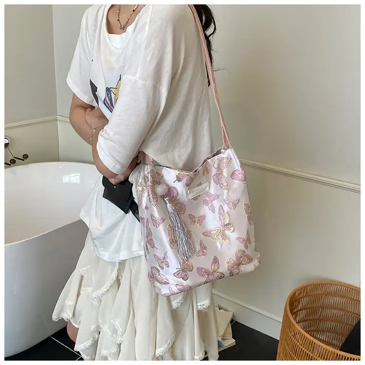 Chinese Embroidered Butterfly Shoulder Bag for Women — feature 12