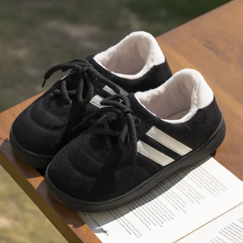 Women Fleece Lined Black Sneakers for Winter Outdoor Wear