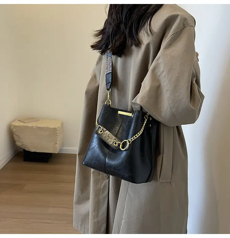 Brown Leather Crossbody Bag for Women 2025 — feature 22
