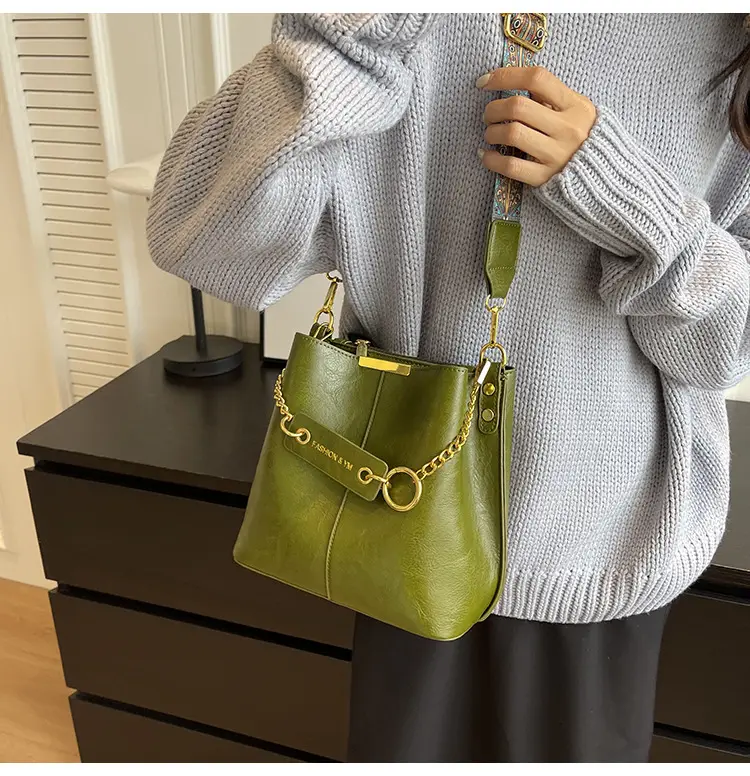 Brown Leather Crossbody Bag for Women 2025 — feature 26