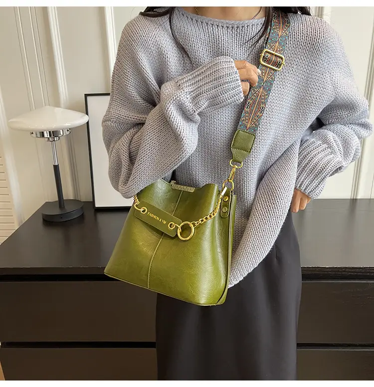 Brown Leather Crossbody Bag for Women 2025 — feature 29