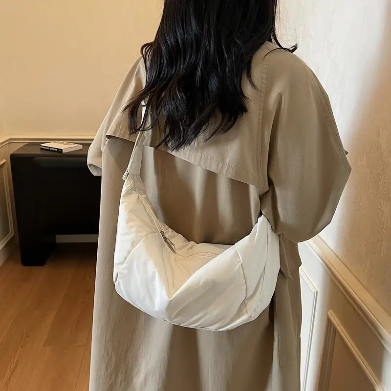 Women's Cream Crossbody Bag Large Capacity Fashion Elegant
