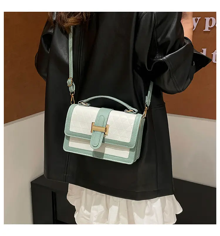 Women's Black White Contrast Textured Shoulder Bag 2025 — feature 17