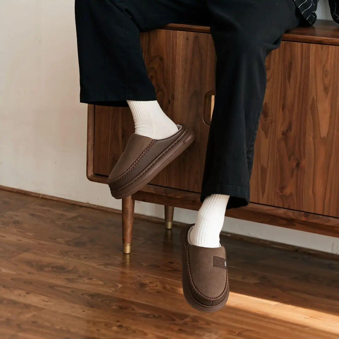 Nanbowan Cotton Slippers for Men in Winter, High-Bottom Eva Thick-Soled Slippers with a Sense of Stepping on Shit, Non-Slip, Simple Cotton Slippers for Men at Home and Indoors - Image 4
