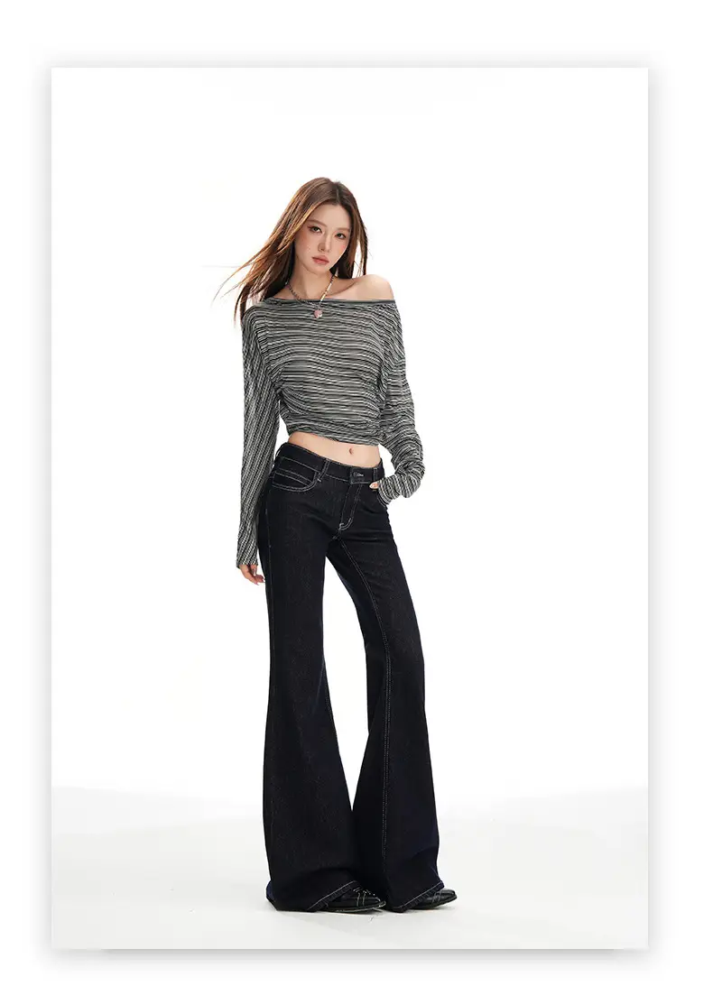 Dark Blue Micro-Flared Jeans Women 2025 Autumn — feature 2