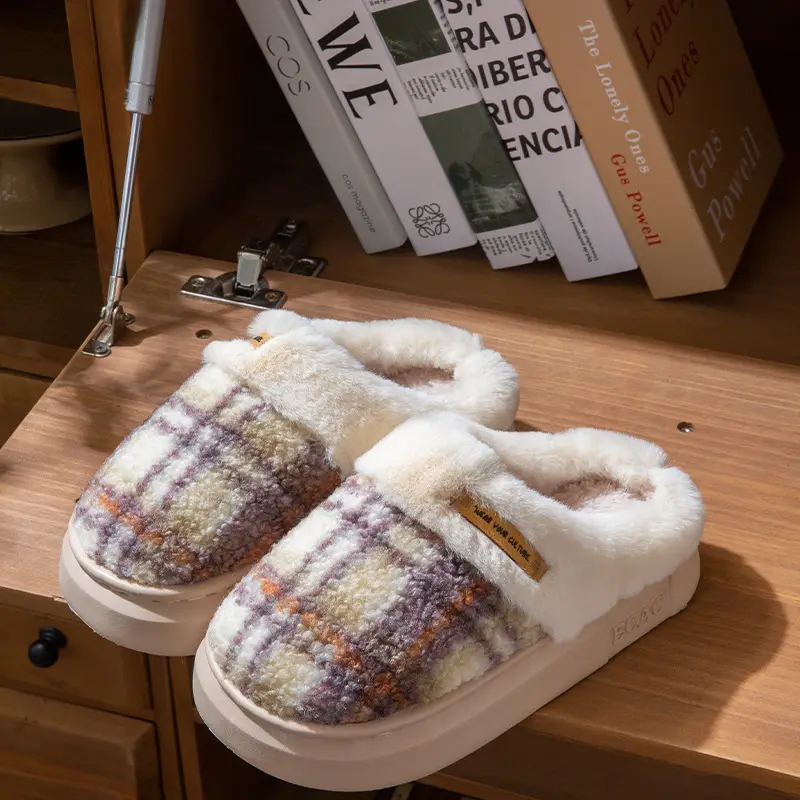 2025 Non-Slip Autumn and Winter Cotton Slippers for Women Plush Color Matching Warm Shoes Indoor Couple Home Thick-Soled Lazy Cotton Slippers - Image 4