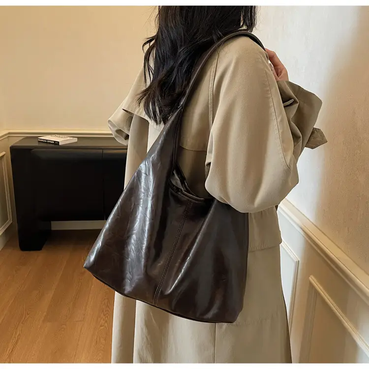 Autumn Retro Brown Leather Shoulder Tote Bag Large Capacity — feature 13