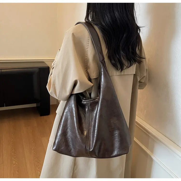 Autumn Retro Brown Leather Shoulder Tote Bag Large Capacity — feature 14
