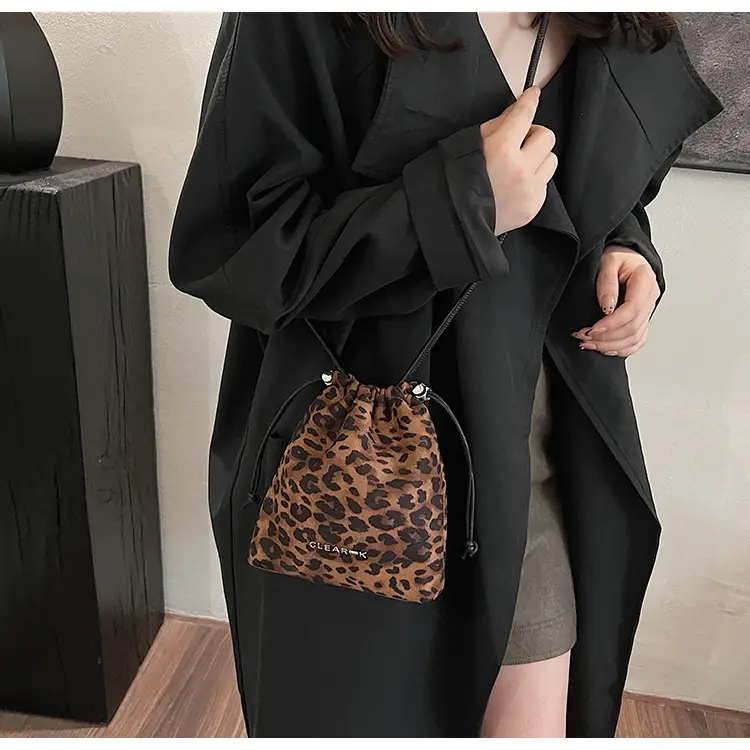 Frosted Leopard Print Shoulder Crossbody Bag for Women — feature 13