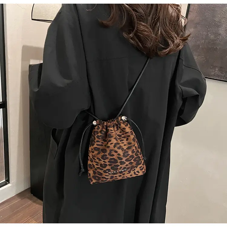 Frosted Leopard Print Shoulder Crossbody Bag for Women — feature 14