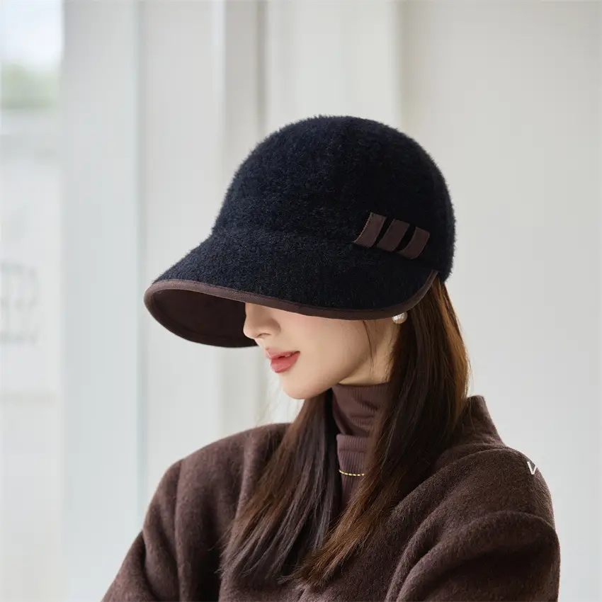 Japanese Style Duckbill Cap for Women Winter Wear - Image 6