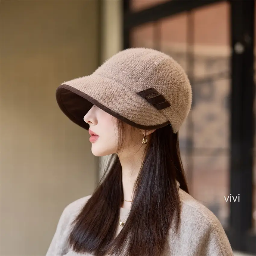 Japanese Style Duckbill Cap for Women Winter Wear — feature 7