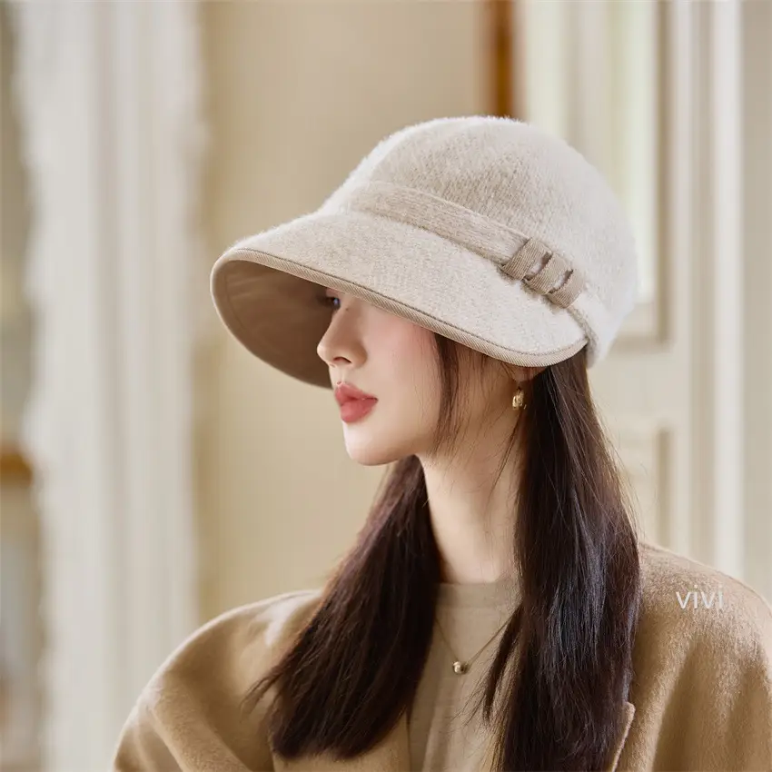 Japanese Style Duckbill Cap for Women Winter Wear - Image 2