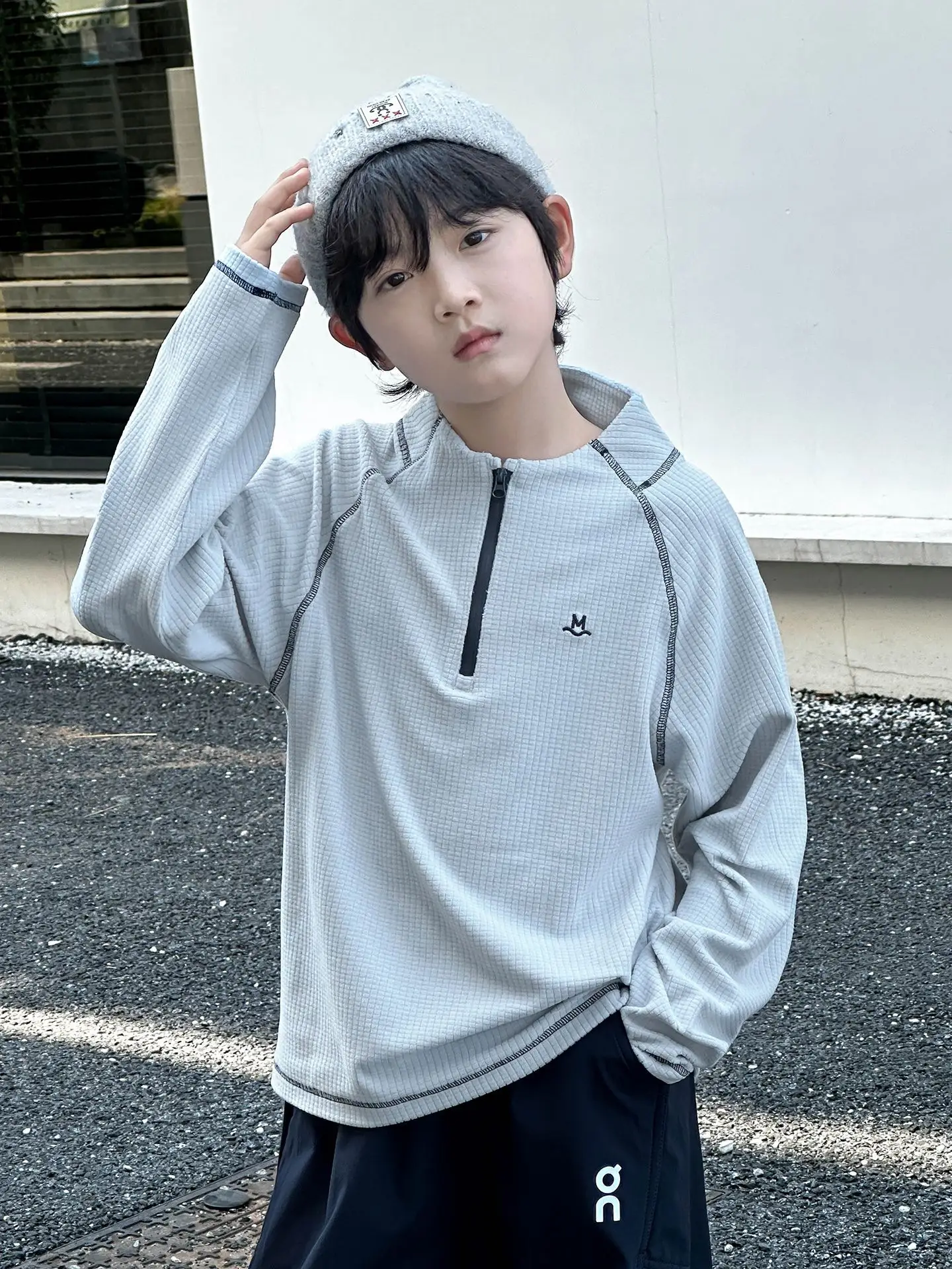 Panda Yuan Yuan 2025 Boys Grey Zip T-Shirt - Image 5