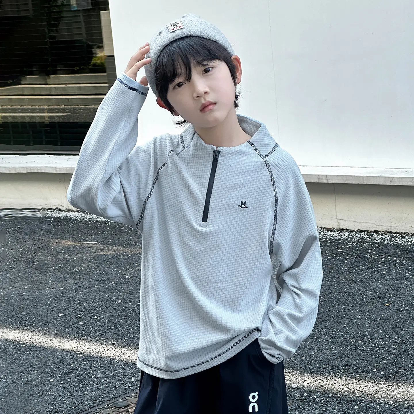 Panda Yuan Yuan 2025 Boys Grey Zip T-Shirt - Image 2