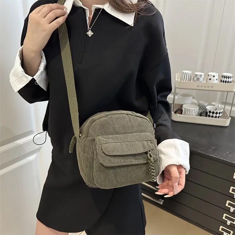 Trendy White Crossbody Bag for Women 2025 - Image 6