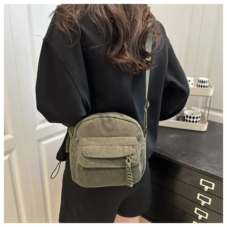 Trendy White Crossbody Bag for Women 2025 — feature 14