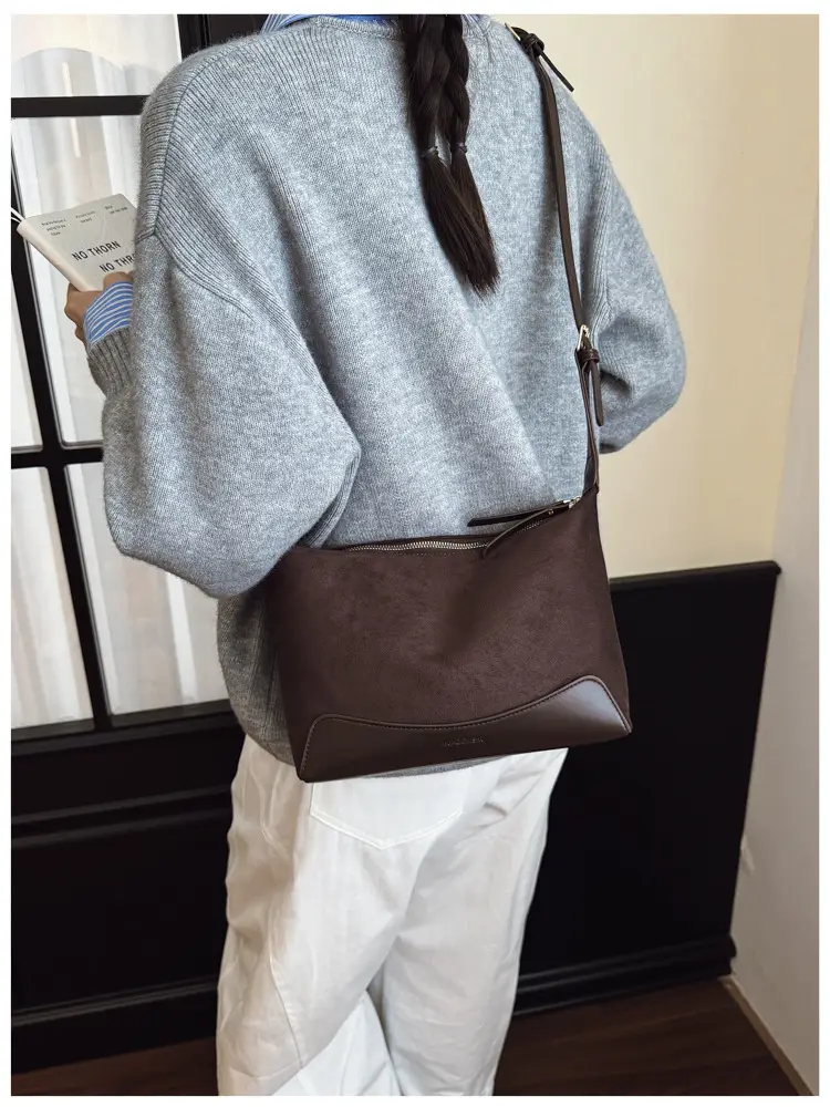 Women's Suede Crossbody Bag Brown High-End Commuter — feature 10
