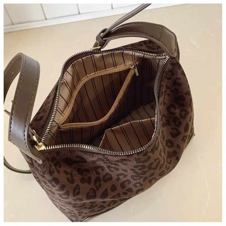Women's Suede Crossbody Bag Brown High-End Commuter — feature 22