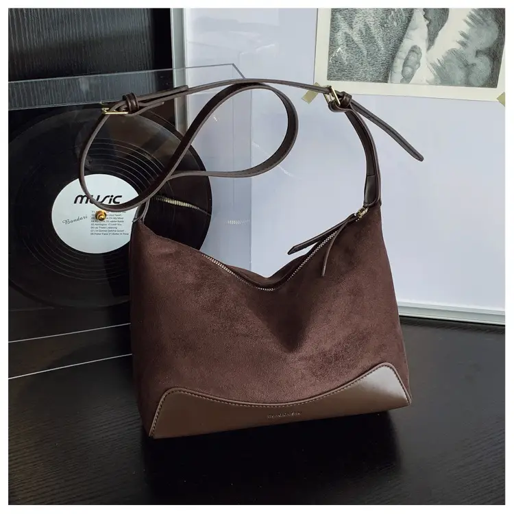 Women's Suede Crossbody Bag Brown High-End Commuter