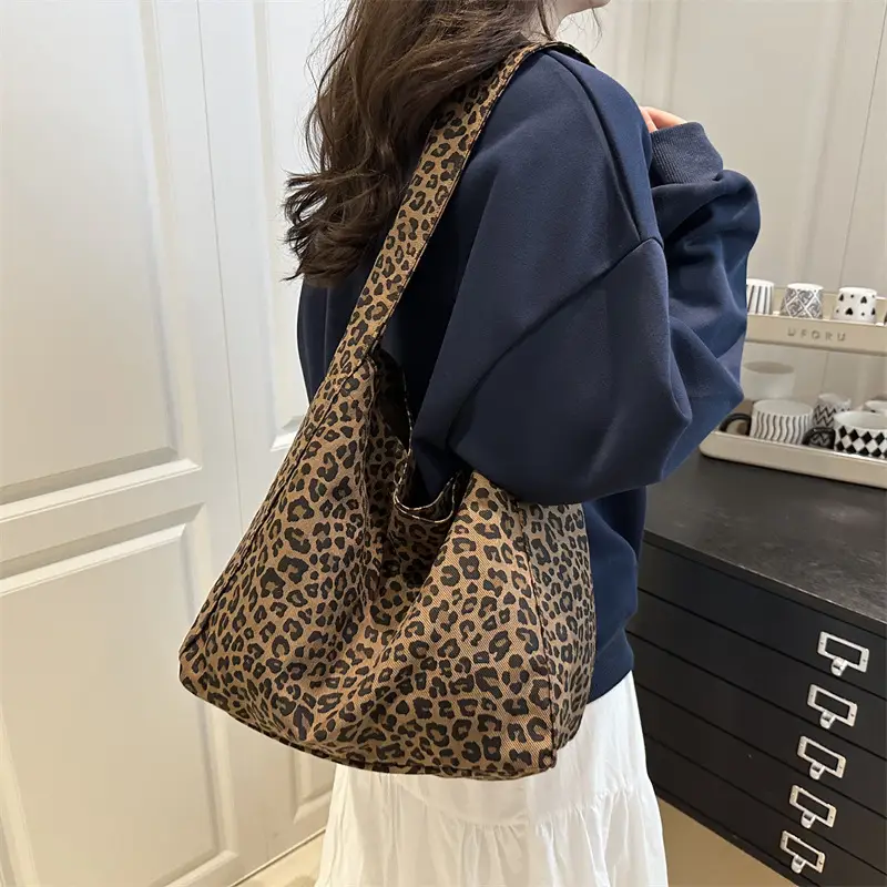 Women Leopard Print Shoulder Tote Bag Large Capacity - Image 5