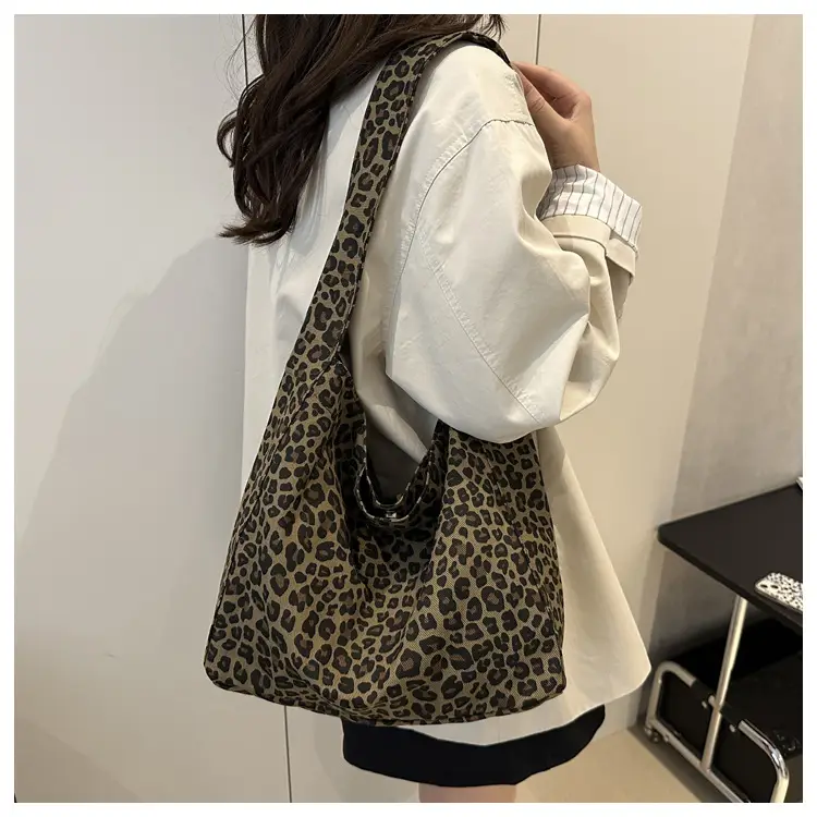 Women Leopard Print Shoulder Tote Bag Large Capacity — feature 10