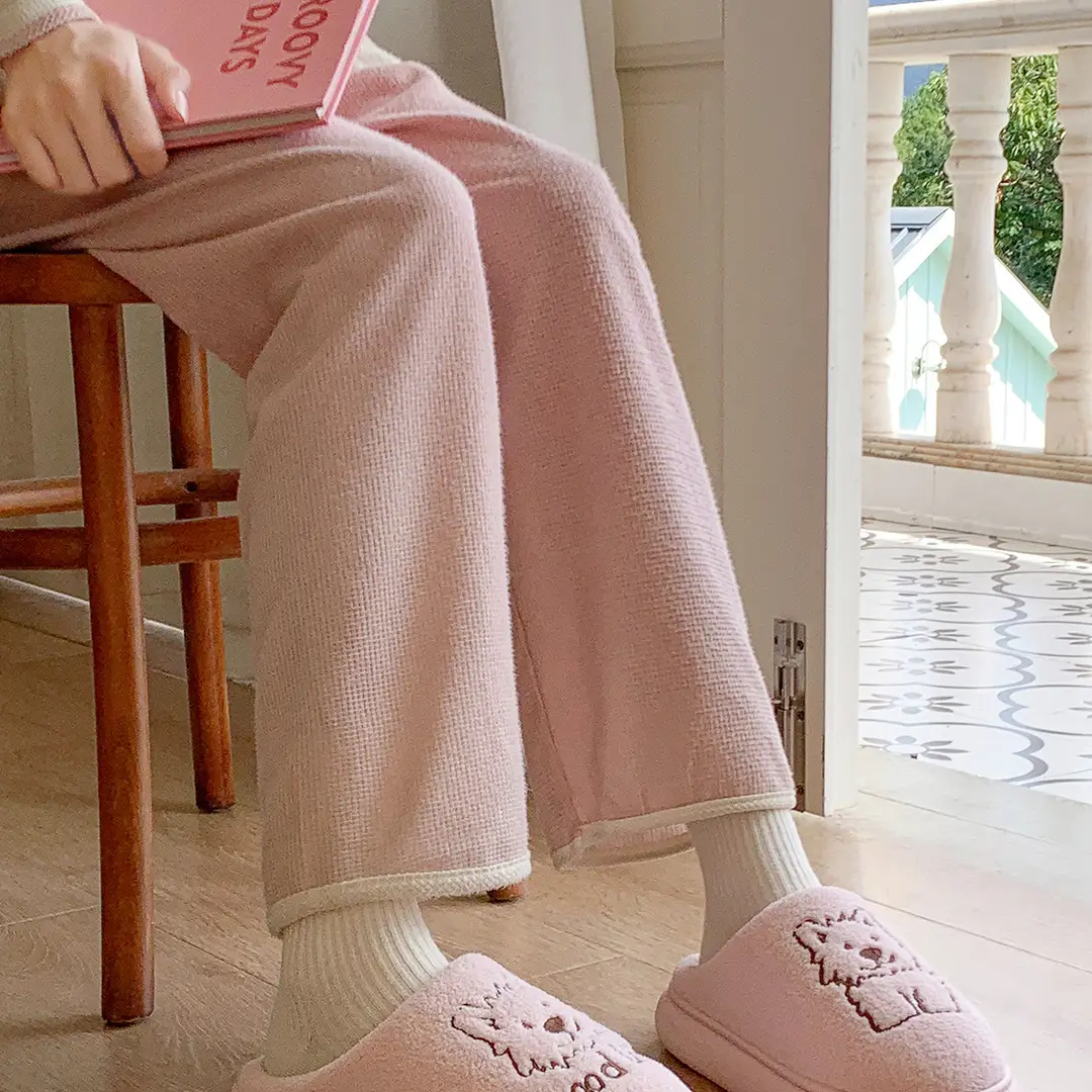 Jialiya Cotton Slippers for Men 25 New Winter Indoor Home Couple Cute Warm Plush Slippers for Women — feature 5