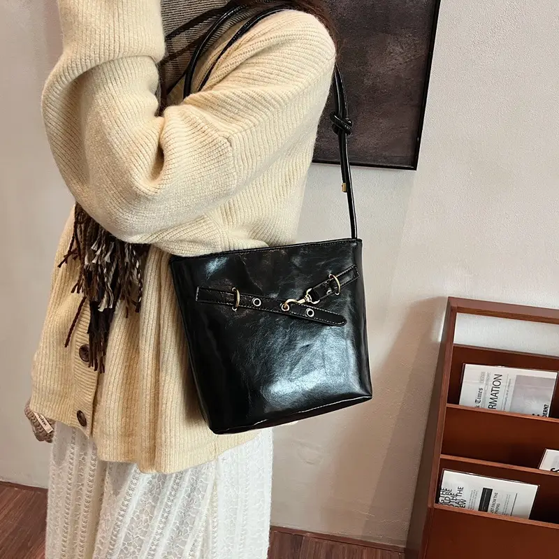2025 Woolen Plaid Shoulder Bag for Women - Image 7